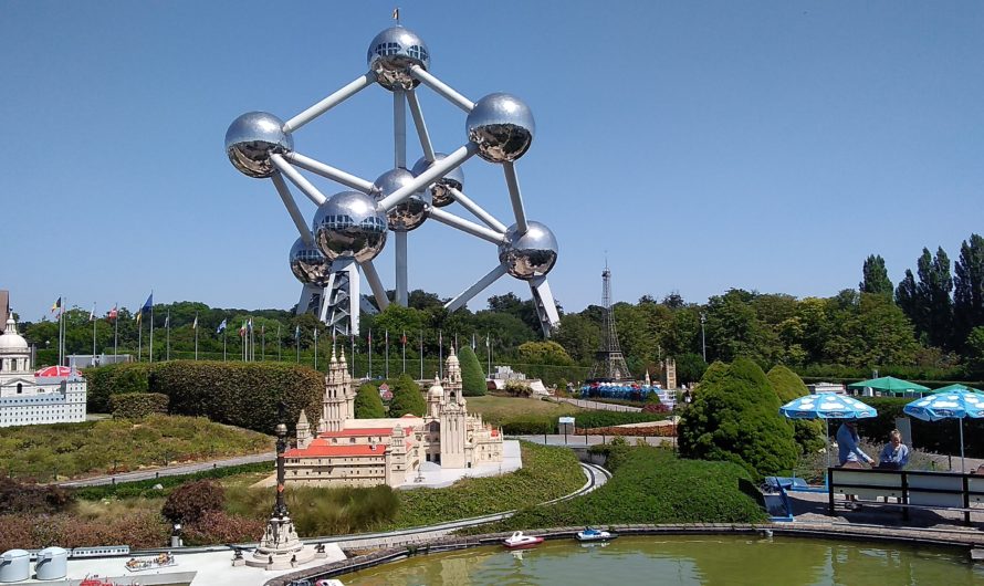 Atomium + Mini Europe + canicule = 💀